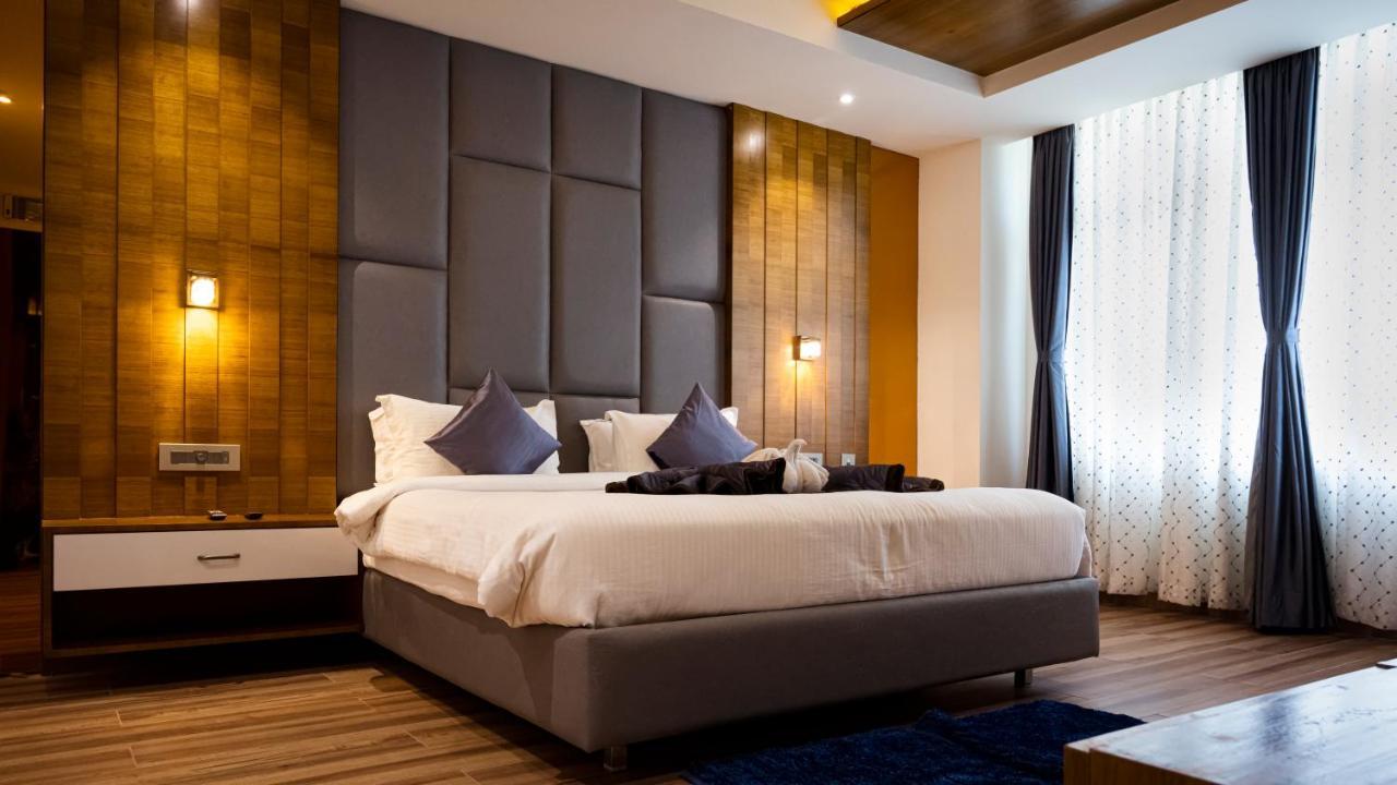 Hotel Sree Fortune Grand, Tadepalli Tadepalle Zewnętrze zdjęcie